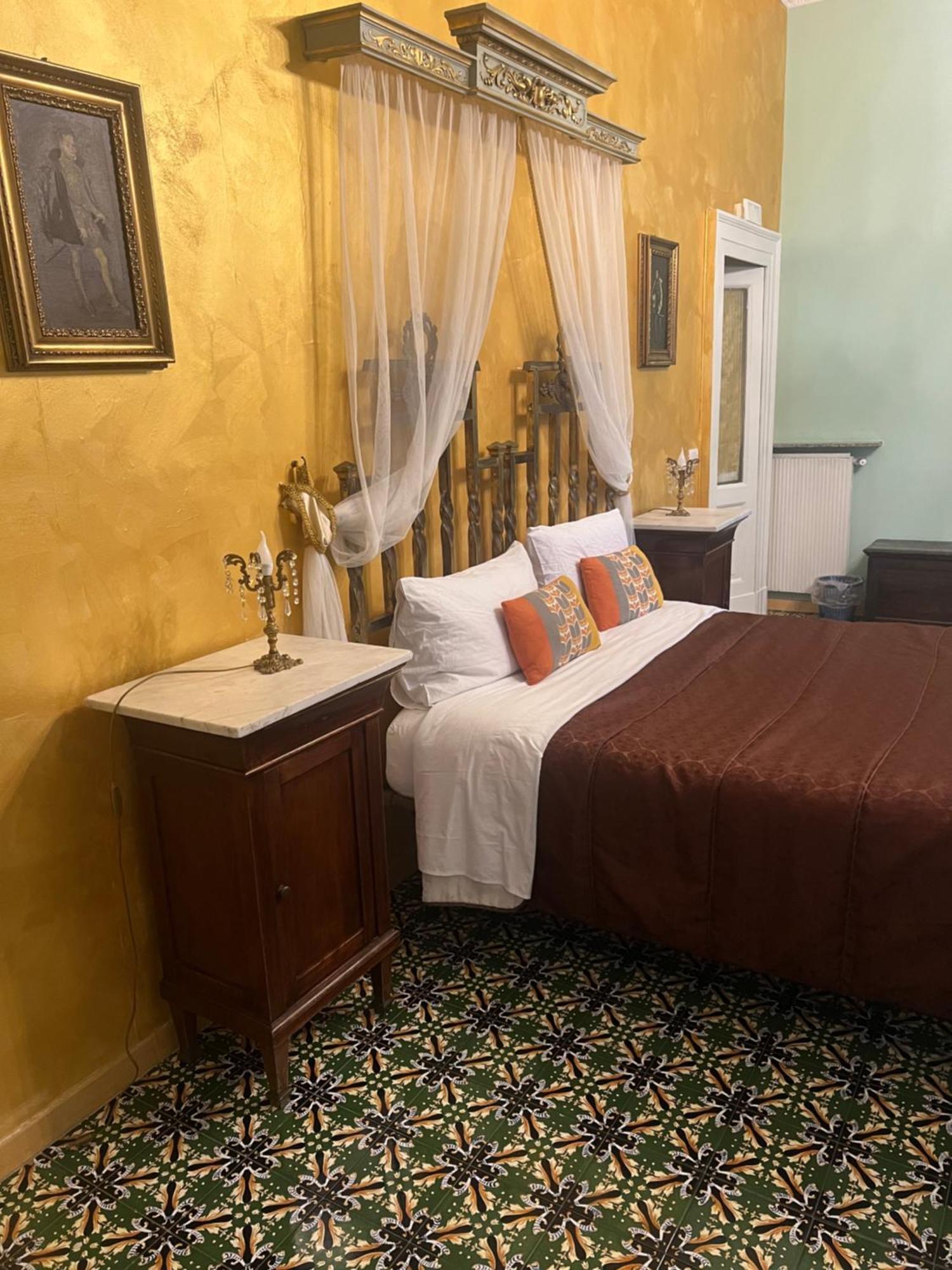 Deluxe Double or Twin Room City View