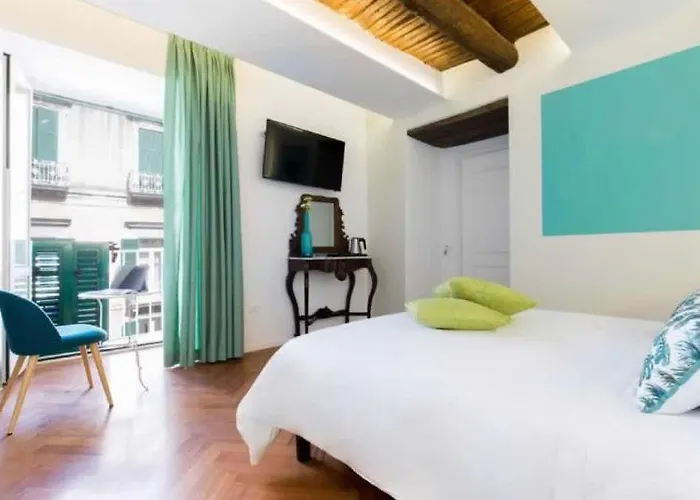 Bed and Breakfast Euphoria al Duomo Napoli